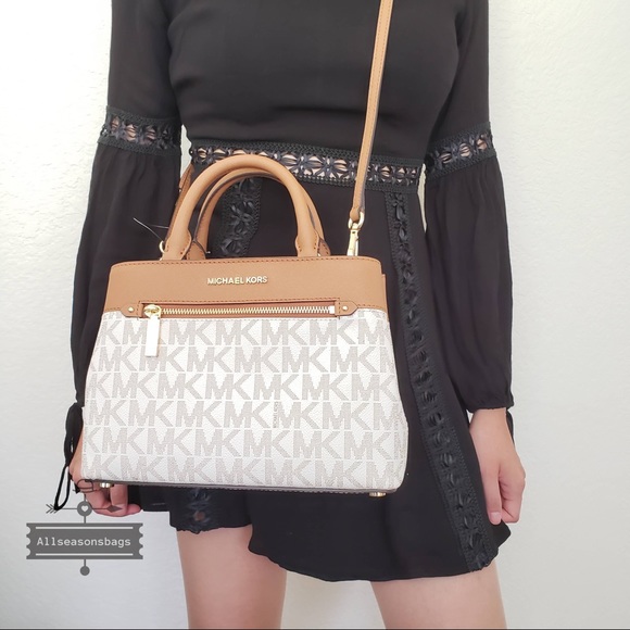 NWT Michael Kors Hailee Xs Satchel Vanilla Acorn - Picture 4 of 8